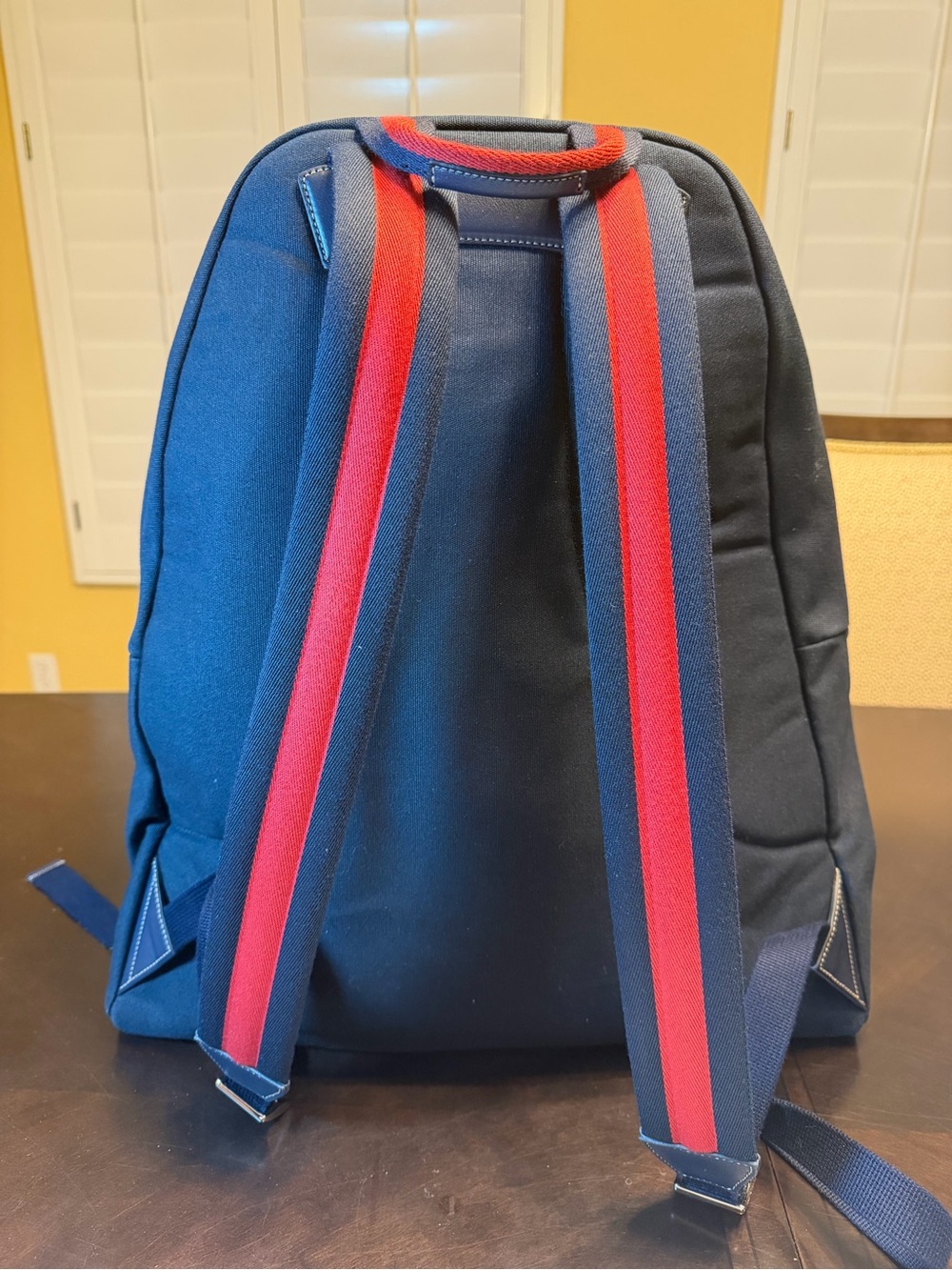 New Authentic Gucci Logo Black Canvas Backpack - Picture 6 of 16
